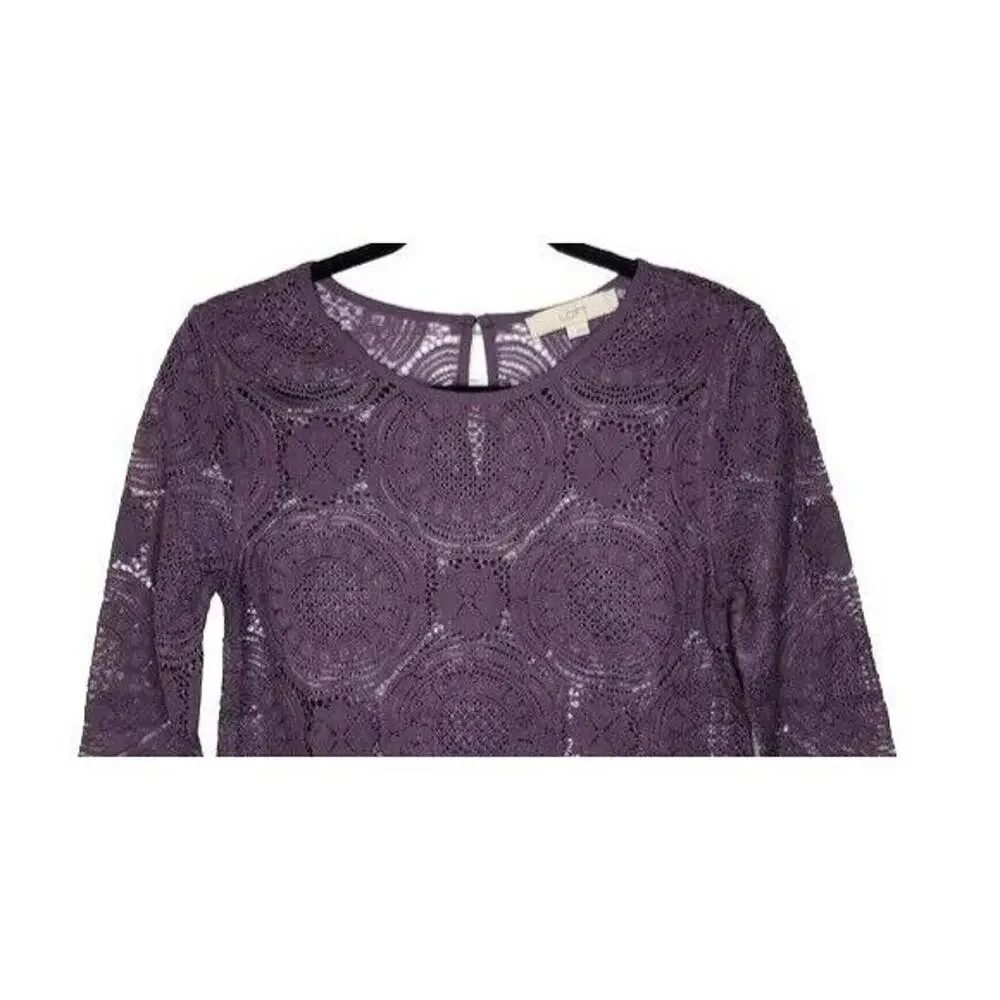 Ann Taylor Sheer Laced Long Sleeve Top Round Neck Key Hole Button XS Plum #4224